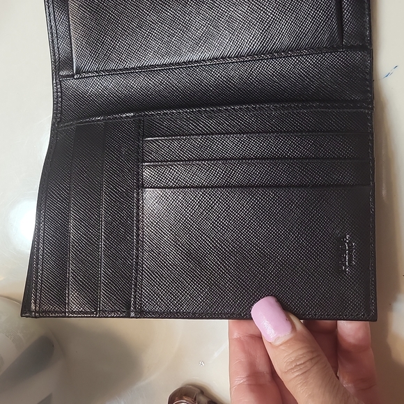 Wallet - Picture 4 of 8